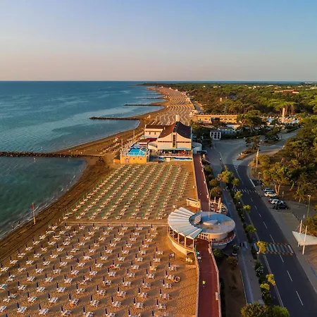 Beachside And Equipped Lignano Sabbiadoro